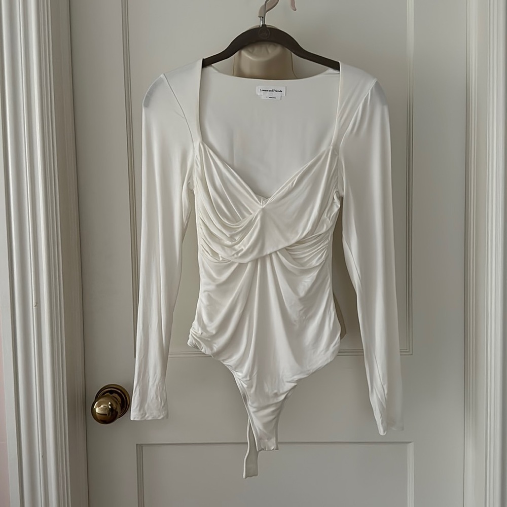 LOVERS + FRIENDS WHITE LONG SLEEVE BODYSUIT